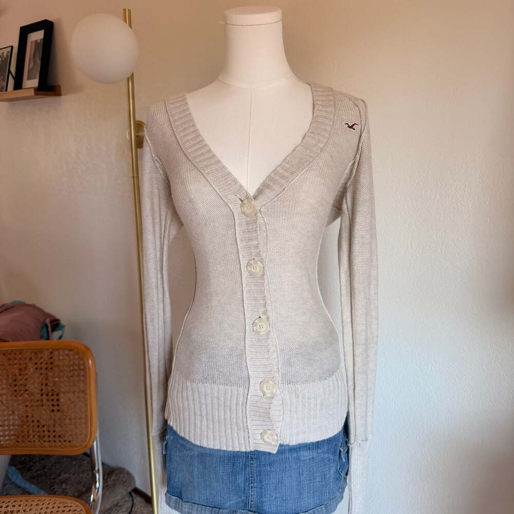 Hollister Vintage Y2K Angora Blend Button-Down V-Neck Cardigan Cream Size M